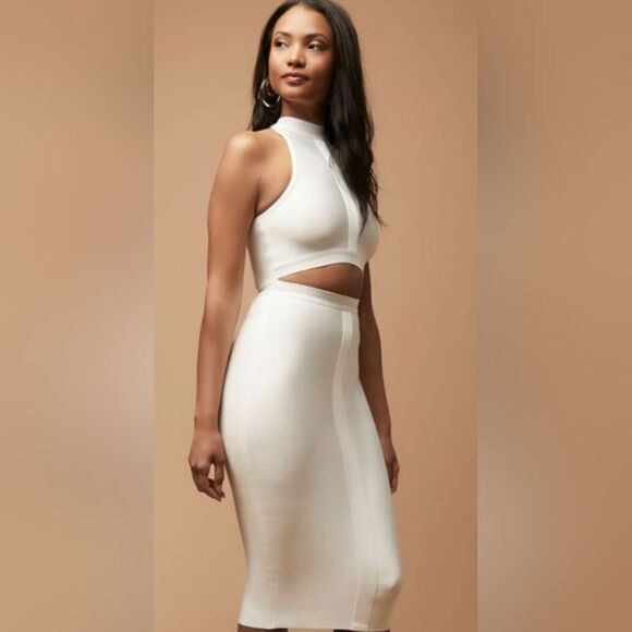 NWT Herve Leger Bandage Midi Dress Available in Black and white - Picture 5 of 6